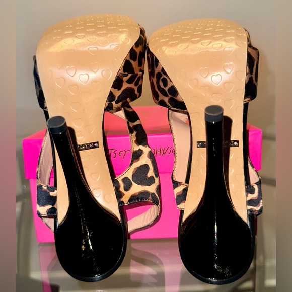 Betsy Johnson Leopard High Heel Stilettos Sz 10, Brand New. - Picture 6 of 11